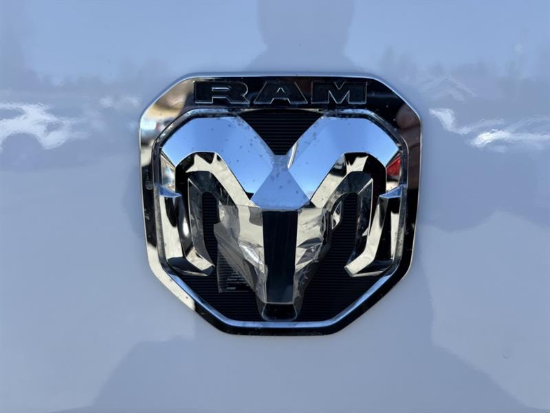 ram ProMaster fourgonnette utilitaire 2025 - 9