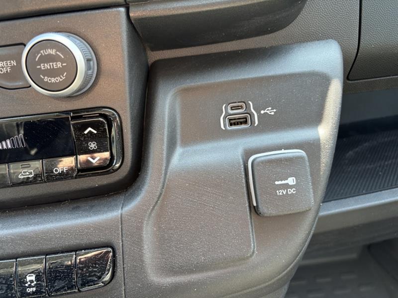 ram ProMaster fourgonnette utilitaire 2025 - 21