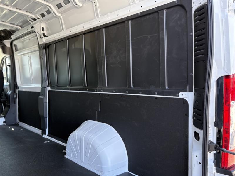 ram ProMaster fourgonnette utilitaire 2025 - 24