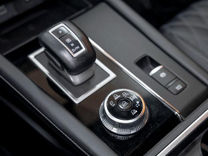 mitsubishi Outlander 2024 - 25