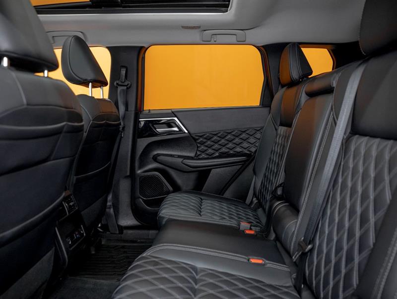 mitsubishi Outlander 2024 - 30
