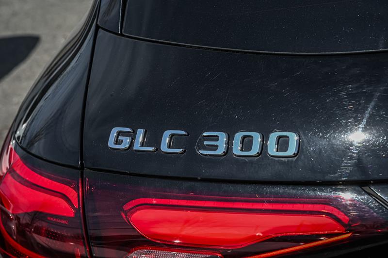 mercedes-benz GLC300 2025 - 14