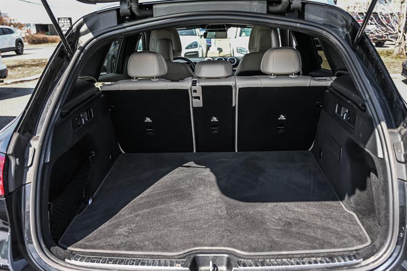 mercedes-benz GLC300 2025 - 16