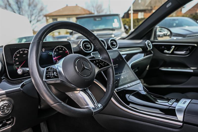 mercedes-benz C300 2024 - 16