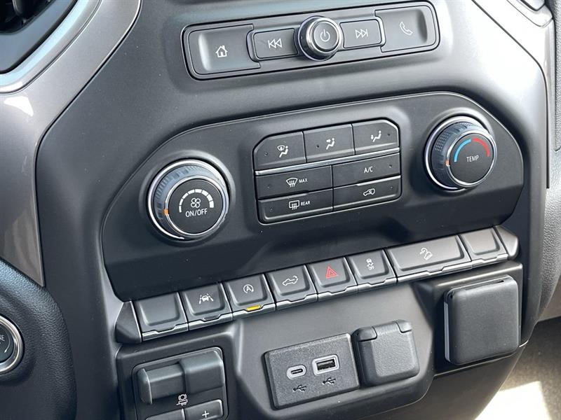 chevrolet Silverado 1500 2026 - 26