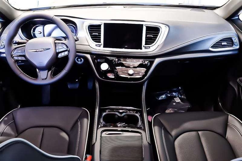 chrysler PACIFICA PHEV 2024 - 13