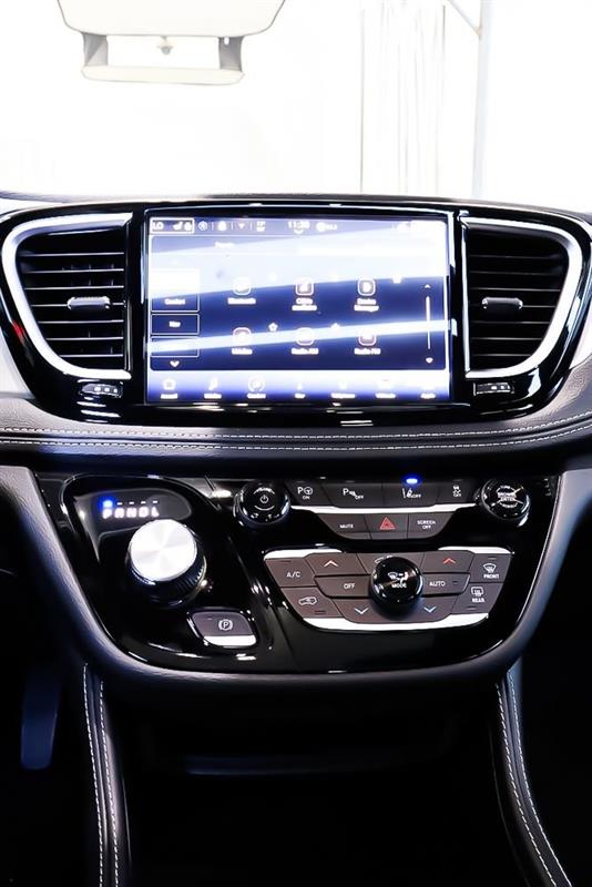 chrysler Pacifica Hybrid 2024 - 18