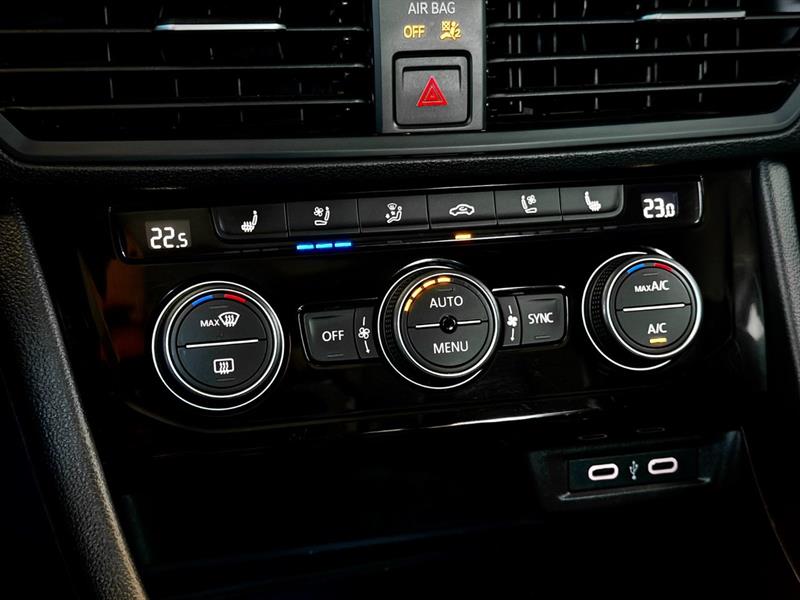 volkswagen Jetta 2022 - 33