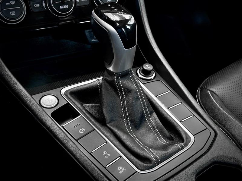 volkswagen Jetta 2022 - 34