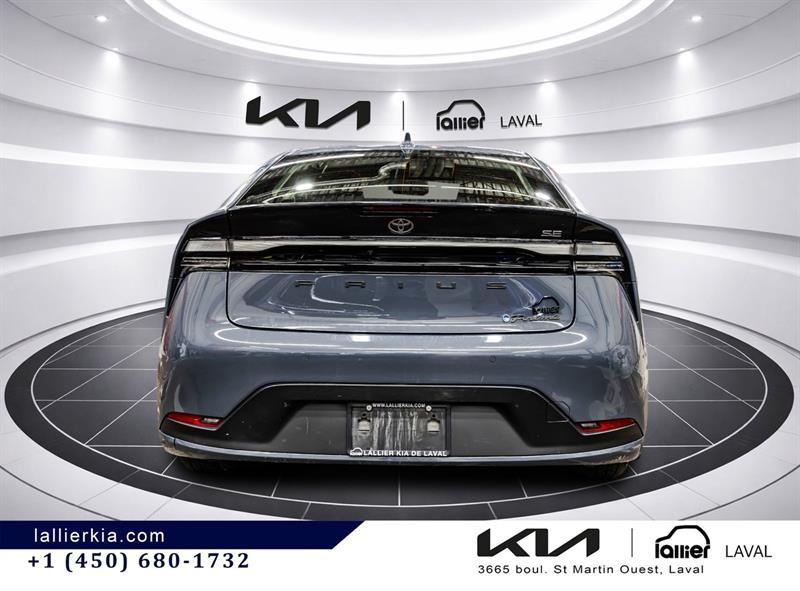 2024 Toyota Prius - Image 6