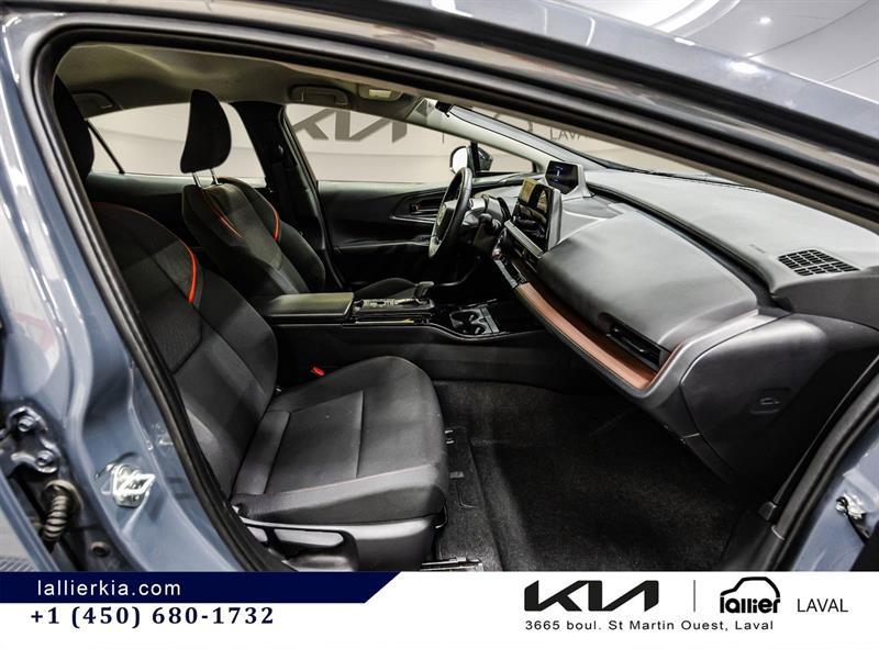 2024 Toyota Prius - Image 17