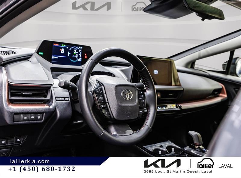 2024 Toyota Prius - Image 19