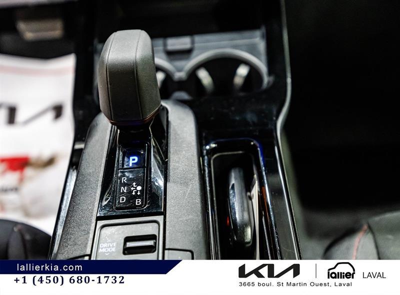 2024 Toyota Prius - Image 24