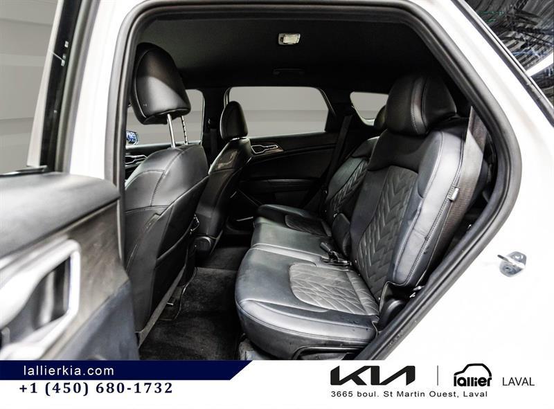 2025 Kia Sportage - Image 14