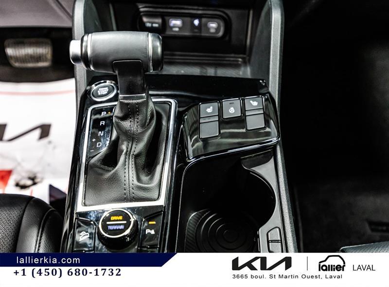 2025 Kia Sportage - Image 25