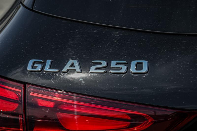 2025 Mercedes-Benz GLA - Image 14