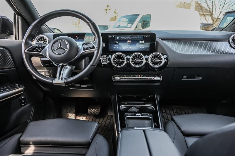 2025 Mercedes-Benz GLA - Image 26