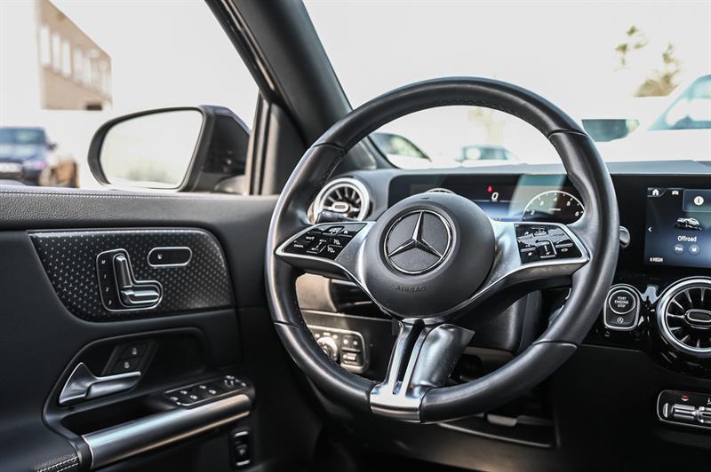 2025 Mercedes-Benz GLA - Image 27