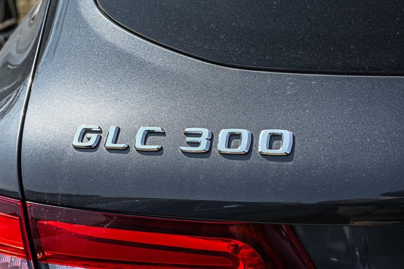 2016 Mercedes-Benz GLC - Image 8
