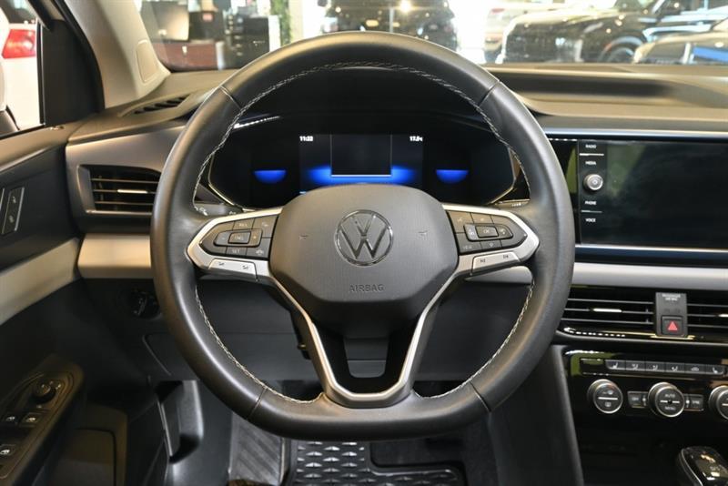 2022 Volkswagen Taos - Image 20