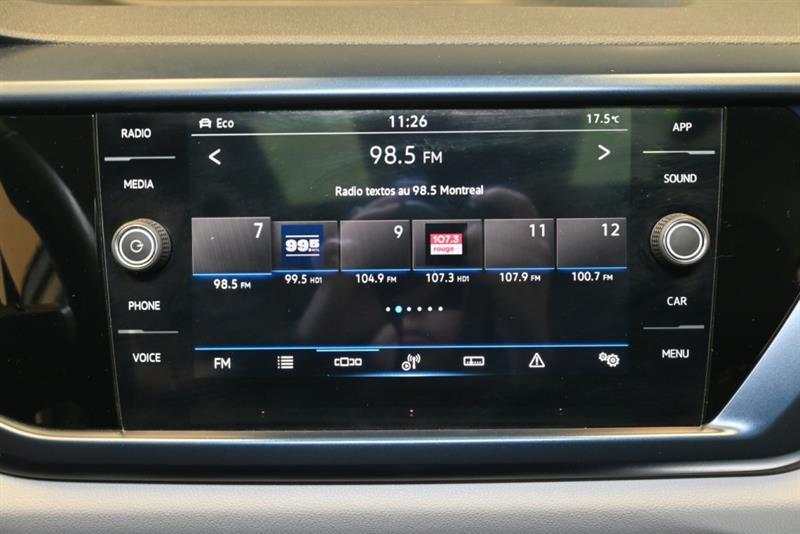 2022 Volkswagen Taos - Image 26