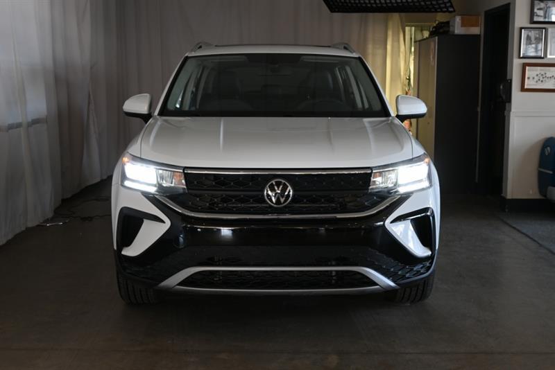 2022 Volkswagen Taos - Image 36