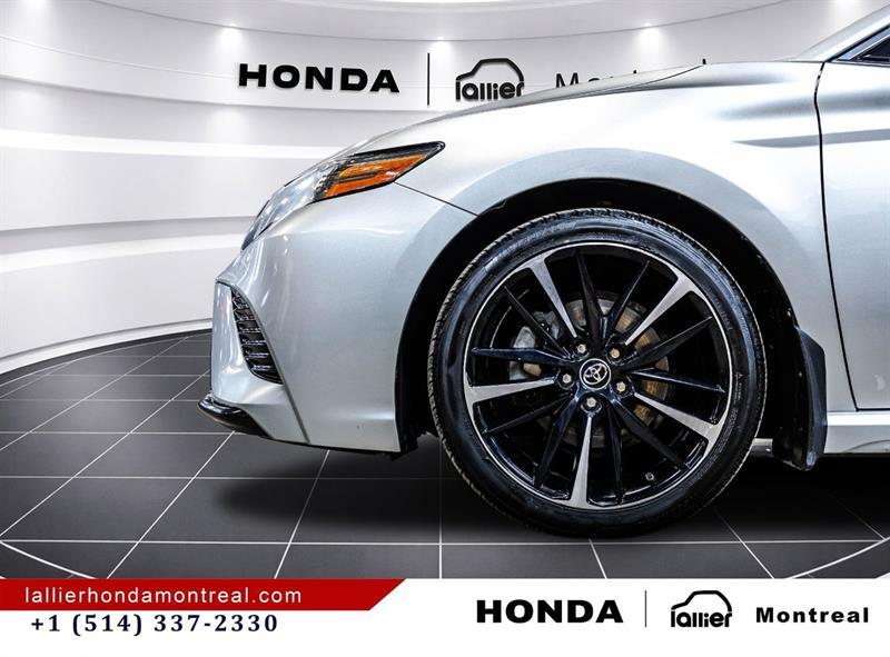 2018 Toyota Camry - Image 10