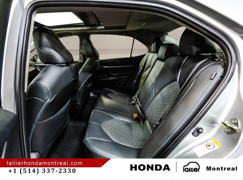 2018 Toyota Camry - Image 13