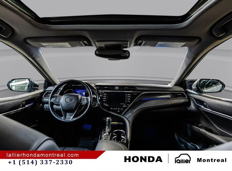 2018 Toyota Camry - Image 16