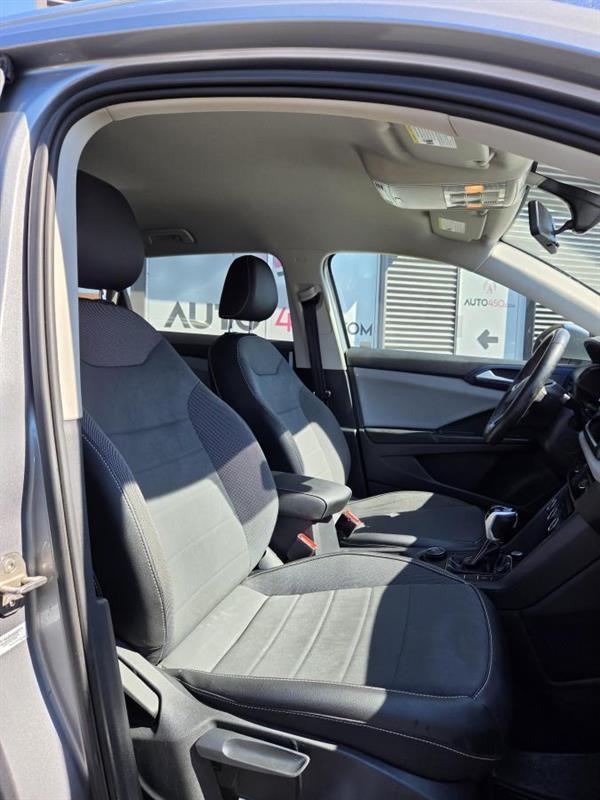 2022 Volkswagen Taos - Image 11