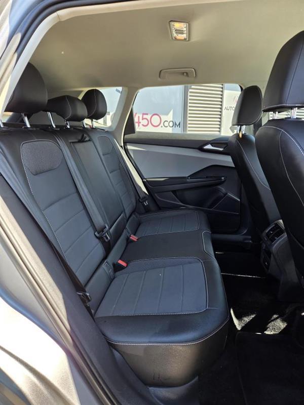 2022 Volkswagen Taos - Image 12