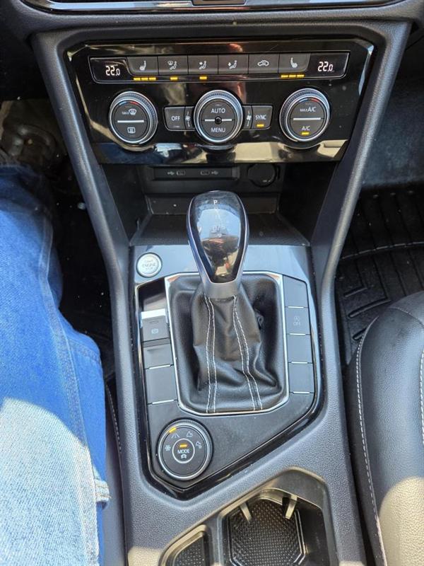 2022 Volkswagen Taos - Image 20