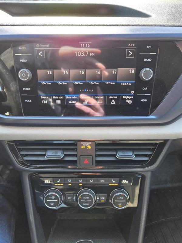 2022 Volkswagen Taos - Image 22