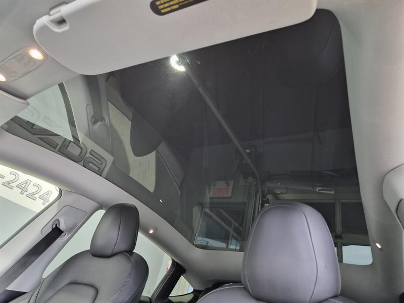 tesla Model Y 2021 - 12