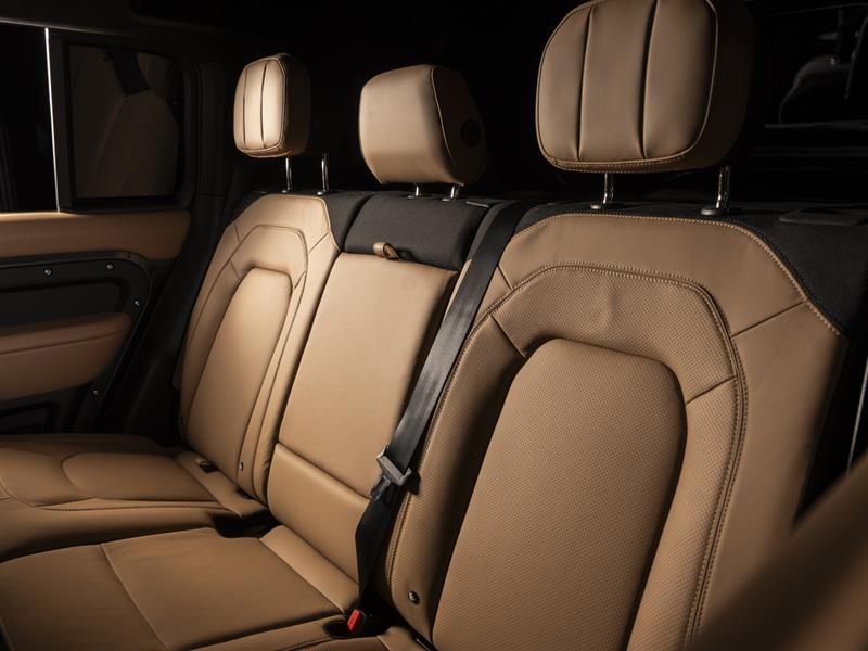 land rover Defender 2025 - 14