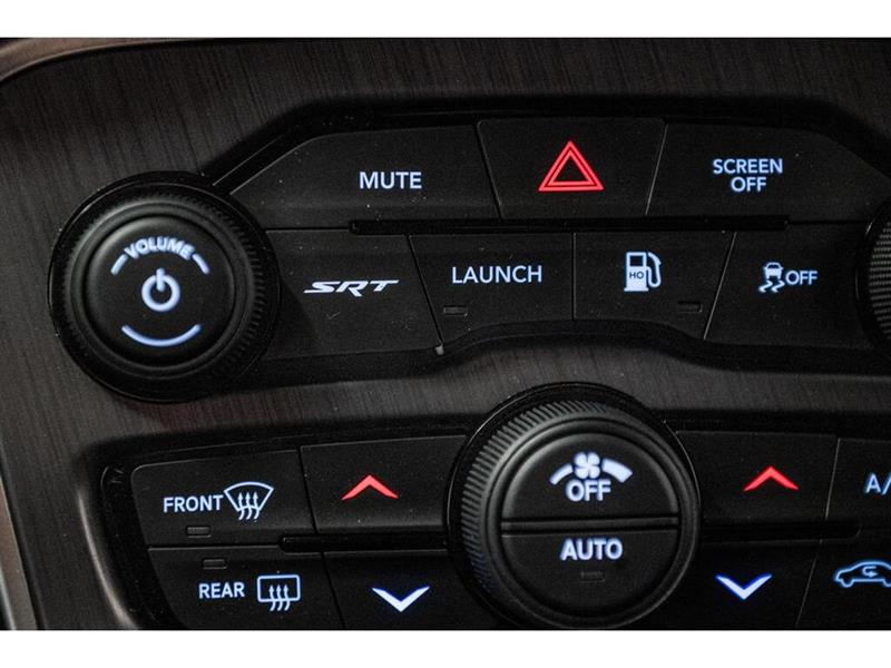 dodge Challenger 2018 - 21