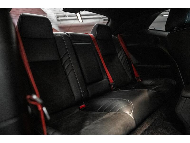 dodge Challenger 2018 - 24