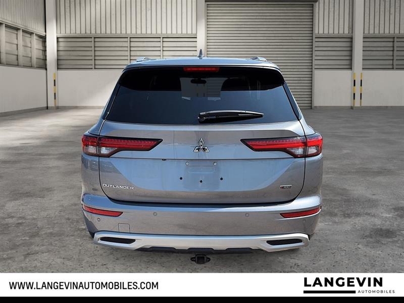 mitsubishi Outlander 2022 - 5