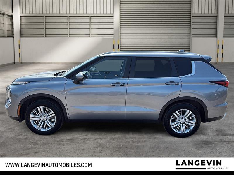 mitsubishi Outlander 2022 - 8