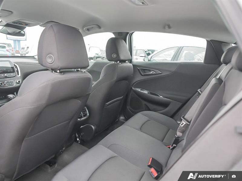 chevrolet Malibu 2024 - 26