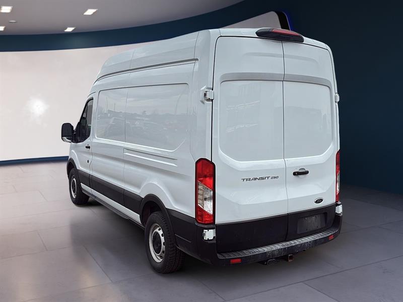 ford Transit Cargo Van 2023 - 3
