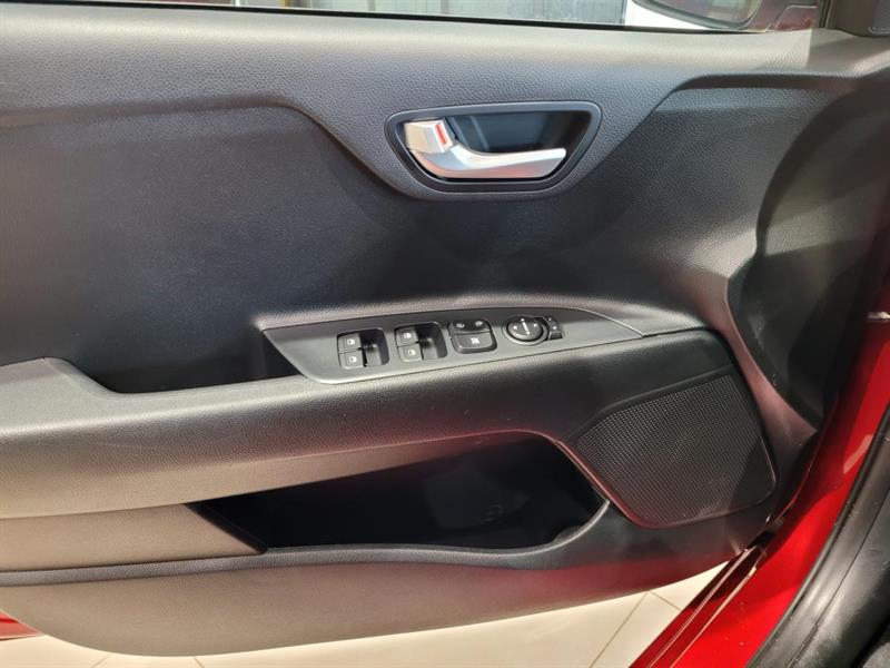 kia Rio5 2021 - 15