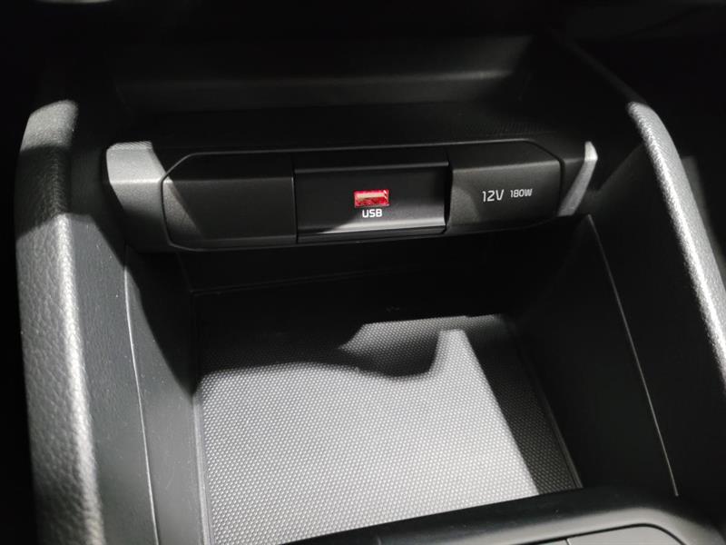 kia Rio5 2021 - 19