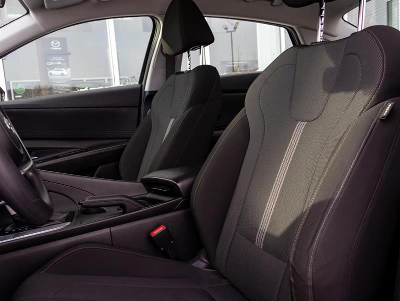 hyundai Elantra 2022 - 12