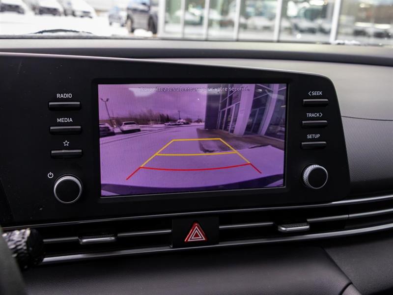 hyundai Elantra 2022 - 19