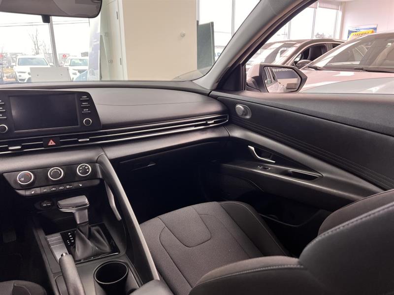hyundai Elantra 2021 - 12