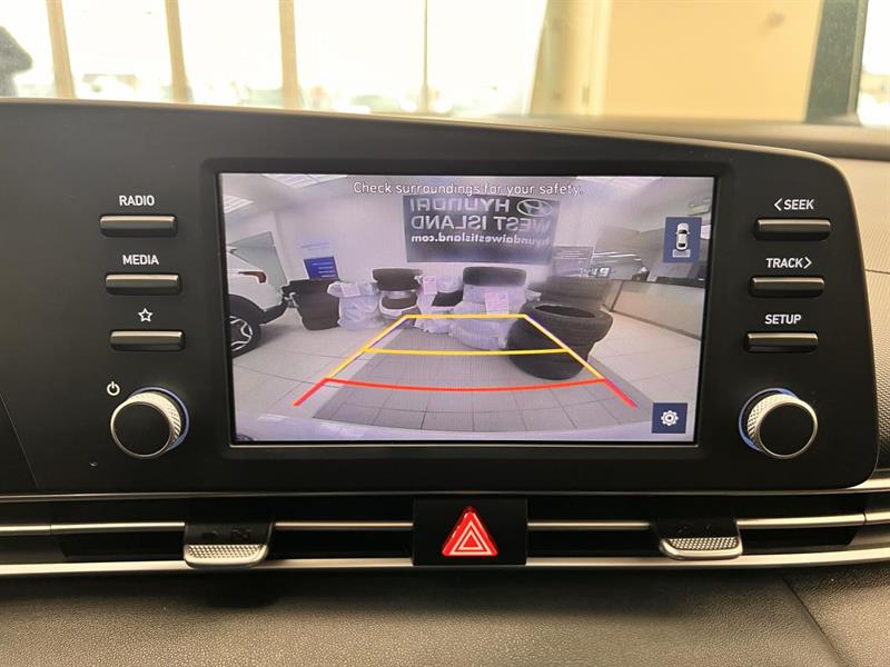 hyundai Elantra 2021 - 22