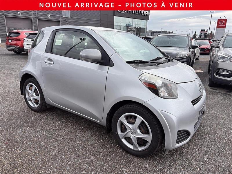 scion iQ 2015 - 2