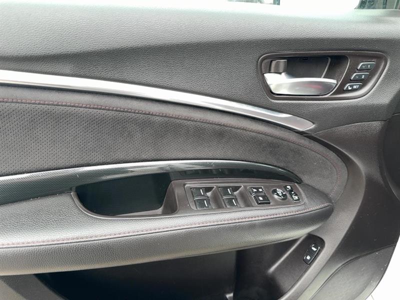 acura MDX 2019 - 11