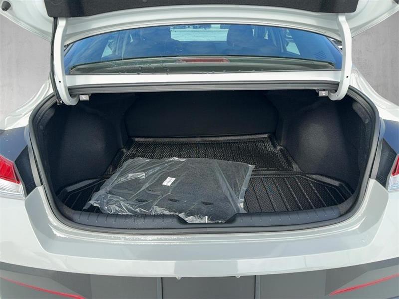 hyundai Elantra 2025 - 5